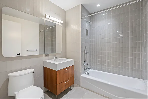 Rented by Living New York | media 53