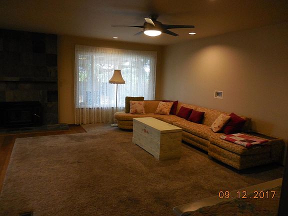 3rd image of 1650 Cambrian Dr