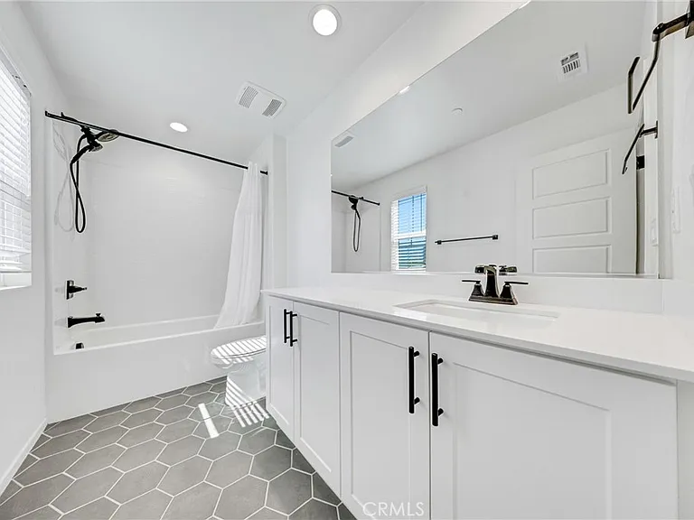 11774 Glenridge Rd — Photo 13