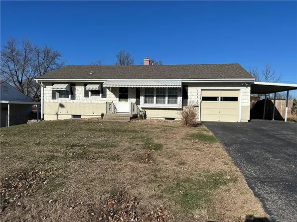 12806 E 33rd St S, Independence, MO 64055