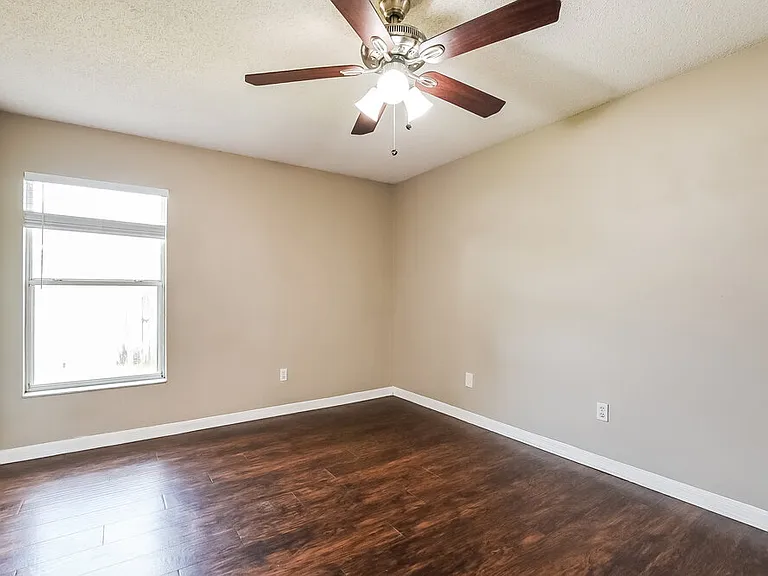 145 Burnsed Pl — Photo 7