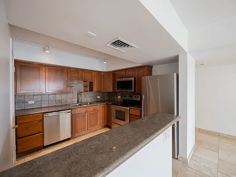 6502 N Central Ave #C103 — Photo 12