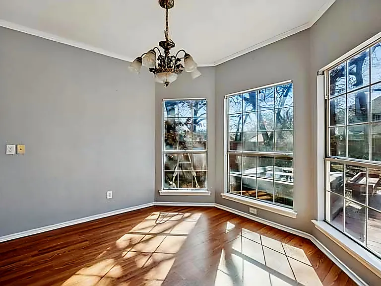 2657 Hillside Dr — Photo 7
