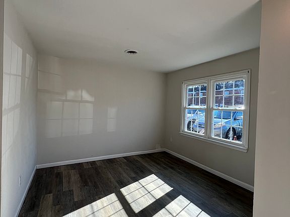 2nd image of 5172 Heritage Dr