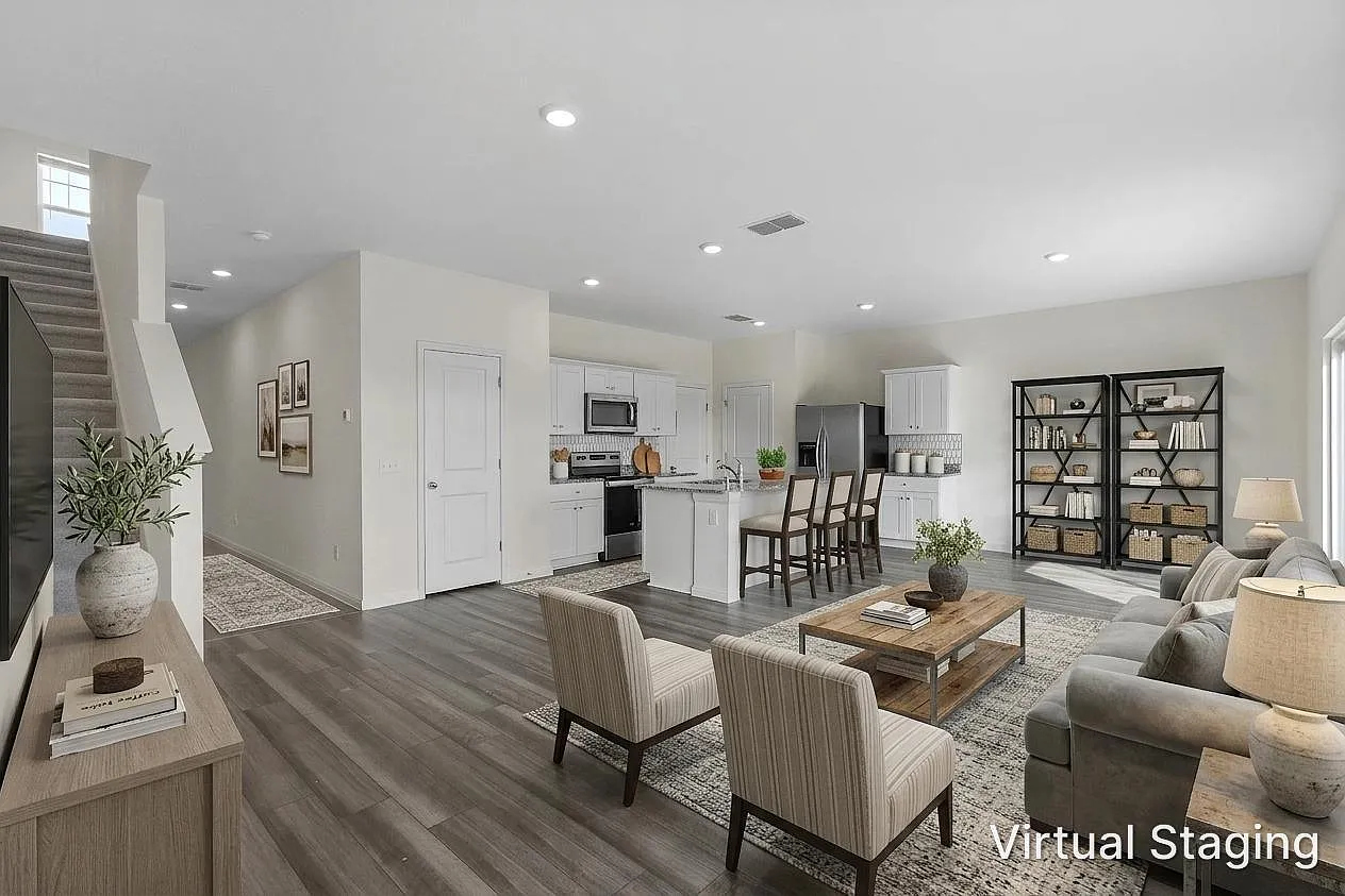 3 bed, 2.5 bath, 1839 sqft, $1,800 — Photo 4