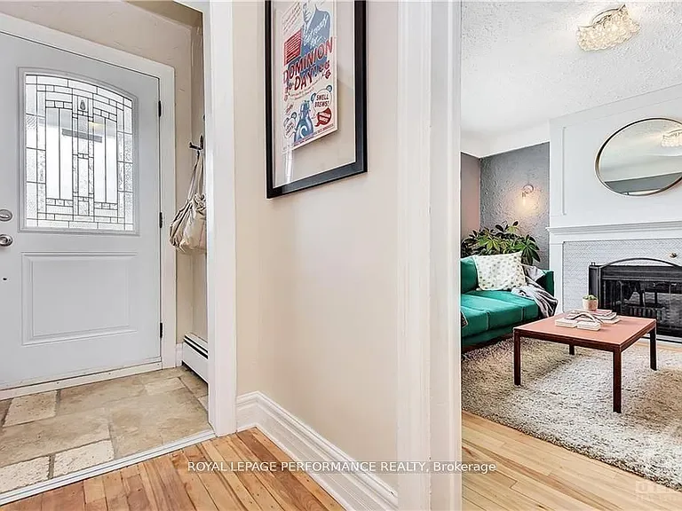 48 Hawthorne Ave — Photo 3
