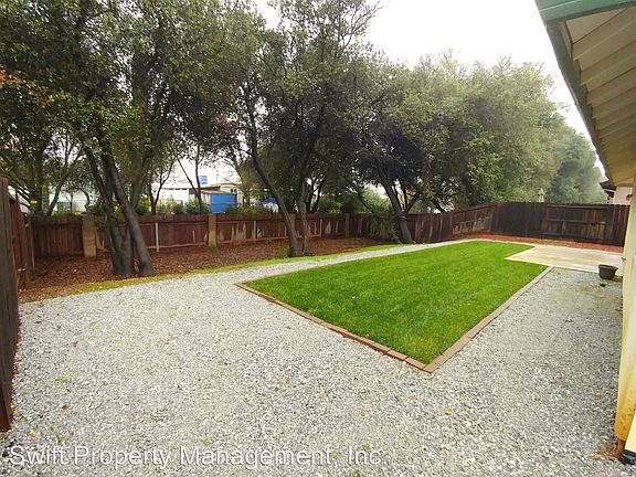 5th image of 4878 Lofty Oak Dr