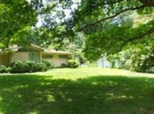 400 Lee Rd, Dickson, TN 37055
