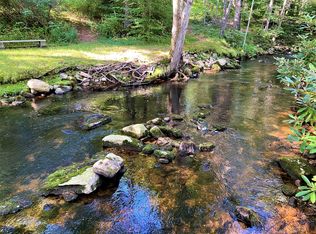 Kresge Ln, Lake Harmony, PA 18624