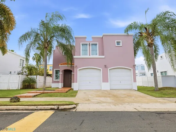 10 Las Palmas De Cerro Gordo D, Vega Alta, PR 00692