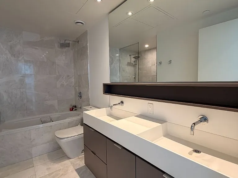 5 Soudan Ave #3406 — Photo 5