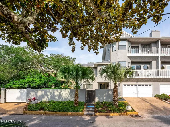 1850 BEACH Avenue, Atlantic Beach, FL 32233