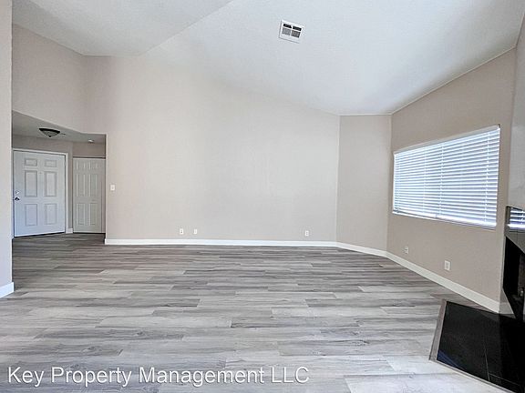 5th image of 5052 S Rainbow Blvd Unit 202