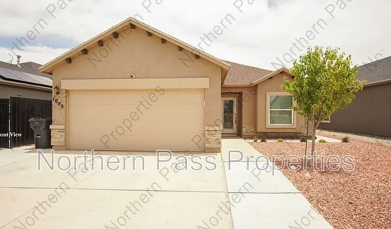 1088 Sky River St — Photo 2