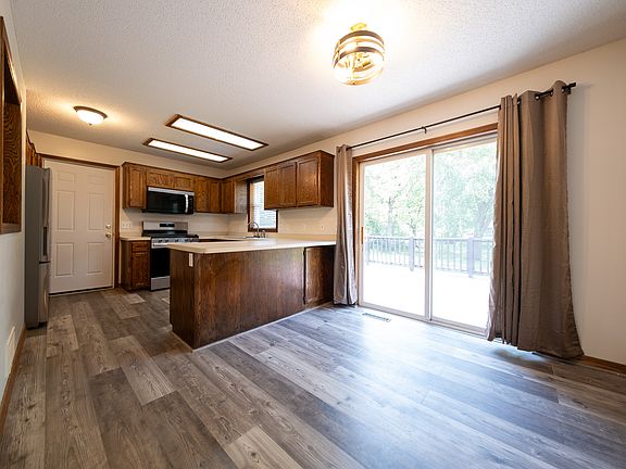 4th image of 408 10th St