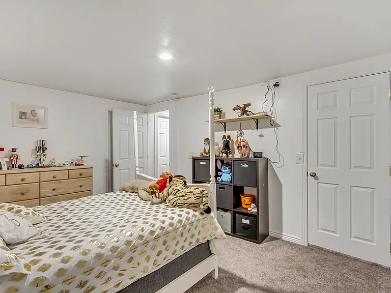5943 Genoa Ln — Photo 23