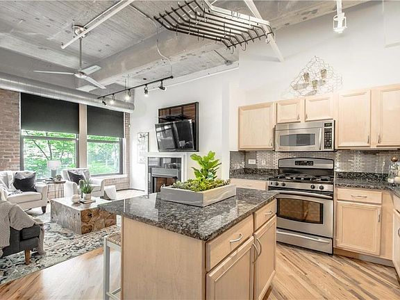 5th image of 2029 Grand 115 Blvd #115