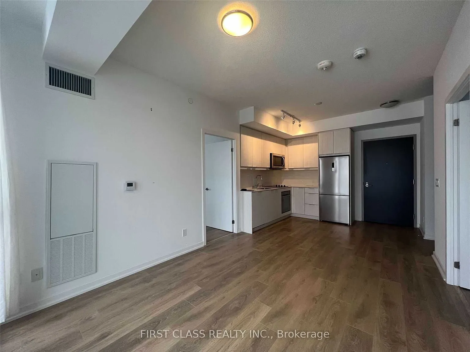 2 bed, $2,700 — Photo 4