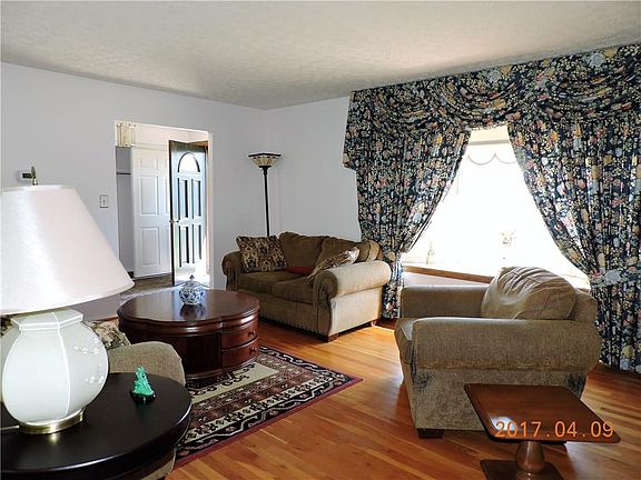 5th image of 3719 Honeybrook Dr