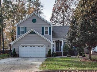 709 Broadleaf Xing, Chesapeake, VA 23320