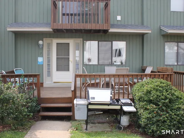 7 Clearwater Ln Unit 7, East Hampton, CT 06424
