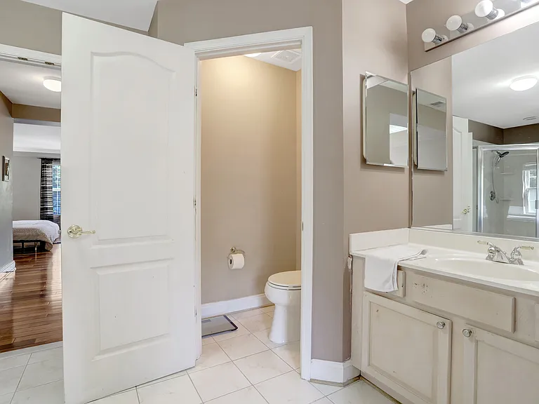 4900 Sunset Ln — Photo 45