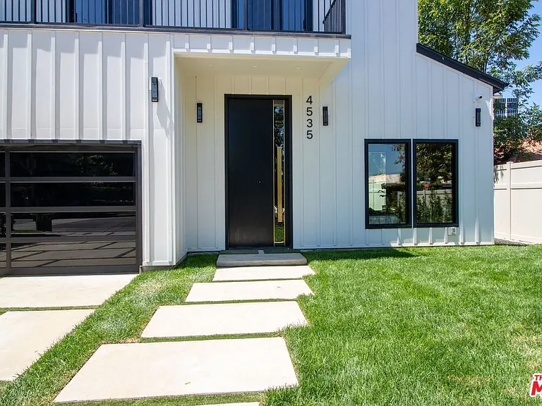 4535 Haskell Ave — Photo 48