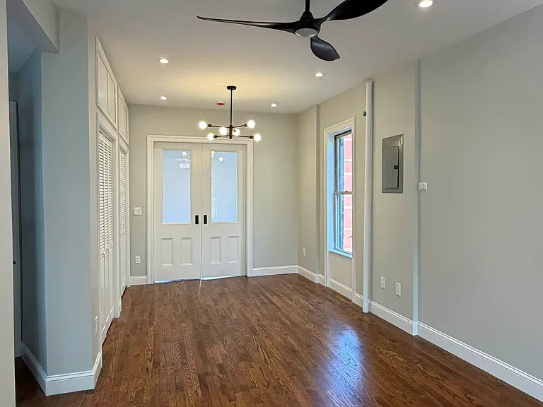 410 Douglass St #3 — Photo 6