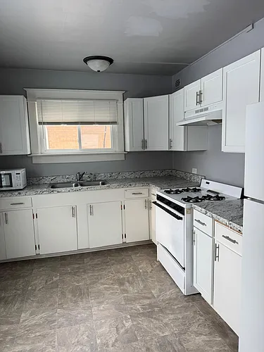 1426 E St #2 Photo 1