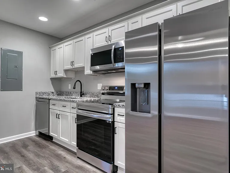 6722 Brentwood Ave #2 — Photo 6