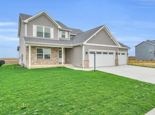 95 Shiloh Dr, Savoy, IL 61874