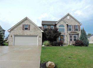 5060 Otten Rd, North Ridgeville, OH 44039