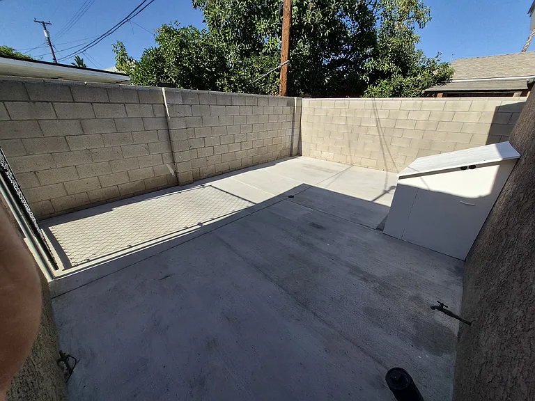 901 E Occidental St #2 — Photo 17