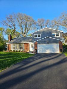 8 W Emerson St, Arlington Heights, IL, 60005