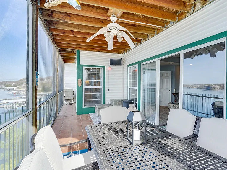 200 E Harbour Towne Dr #E203 — Photo 22
