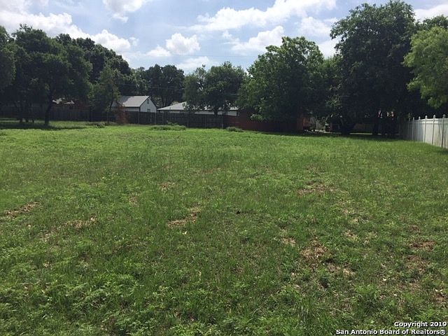 1st image of 7614 Linkwood Dr