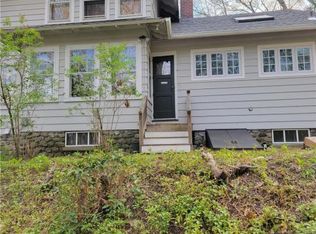 96 Tucker Hill Rd, Middlebury, CT 06762