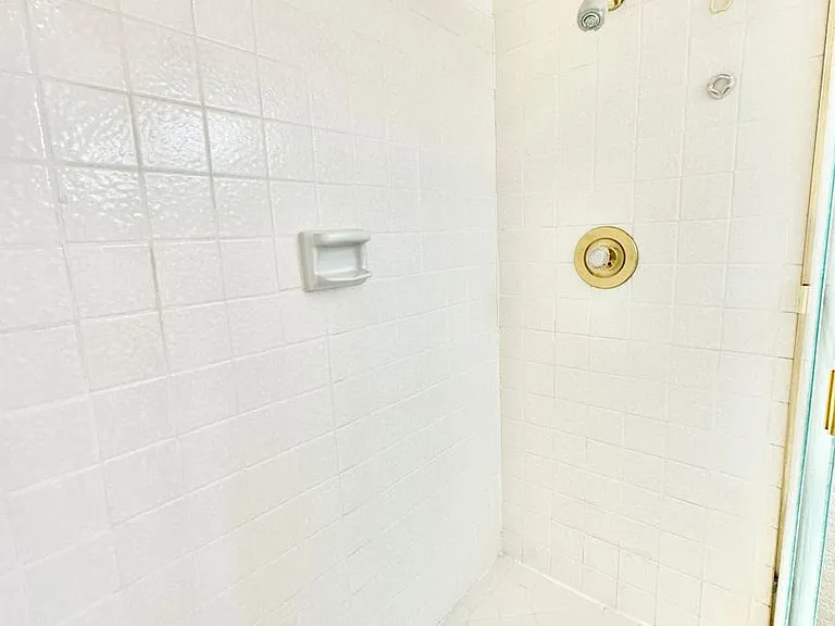 1732 Woodbrook Ln — Photo 25