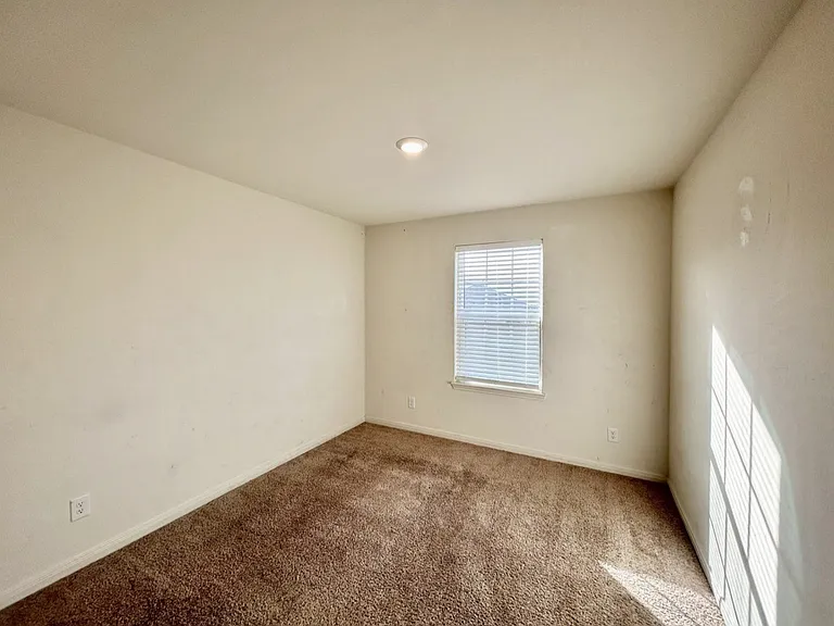 15114 Harbor Lndg — Photo 12