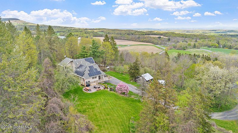2nd image of 77 Cass Hill Road