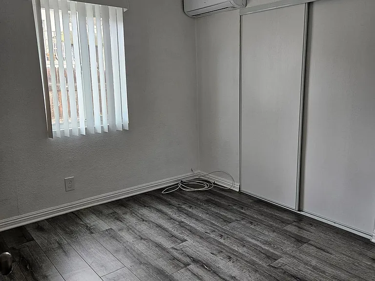 3172 Farnsworth Ave — Photo 11