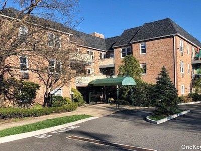 570 Broadway #22A, Lynbrook, NY, 11563