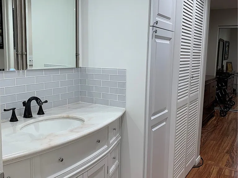 22100 Burbank Blvd #22100 — Photo 19