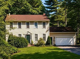 343 New Meadow Rd, Barrington, RI 02806