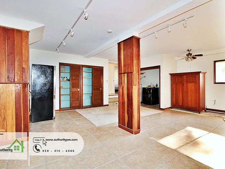 3350 Mountain Oak Dr — Photo 23