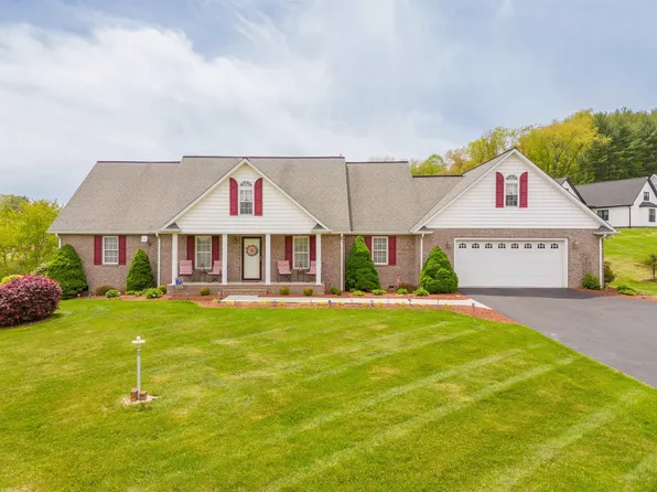 2691 Draper Ridge Rd, Draper, VA 24324