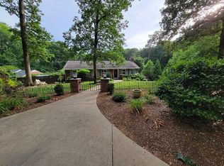 200 Oak Dr, Belmont, NC 28012