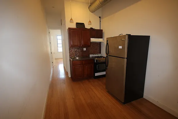Rented by Nooklyn NYC LLC | media 9