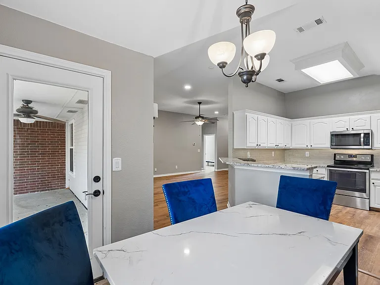 8109 Wharf St — Photo 11