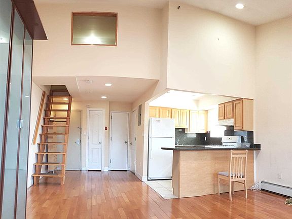 2nd image of 83-71 116th St #7C